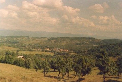 Alimpeşti, vedere dinspre satul Corşor.